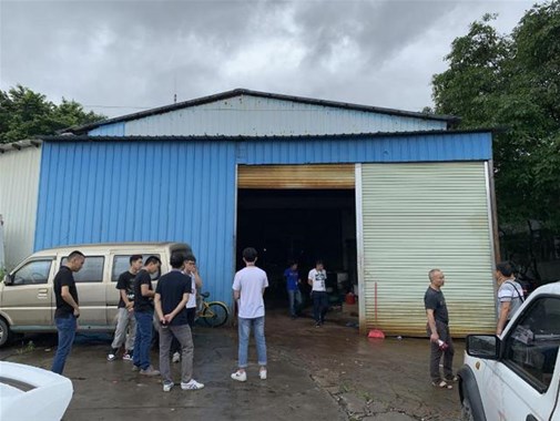 生（shēng）產化（huà）妝品的工（gōng）廠竟（jìng）如此簡陋！廣州再查一批違法排汙（wū）經營（yíng）戶